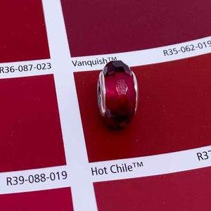 Silver Ruby Charm Bead resene