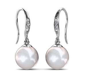 18K White Gold Pearl Dangle Earrings "Delwyn"