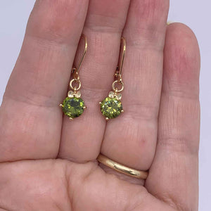 18K Gold Leverback Peridot Drop Earrings "Olivine"