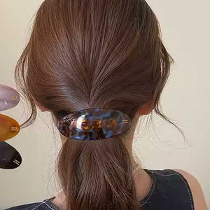 oval barrette hair clip in hair
