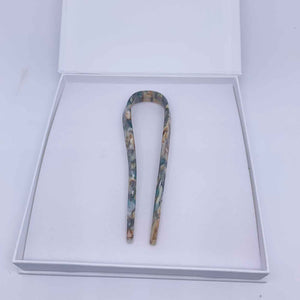 hair accessories in frenelle box