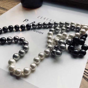 Freshwater Pearl Necklace "Calypso"