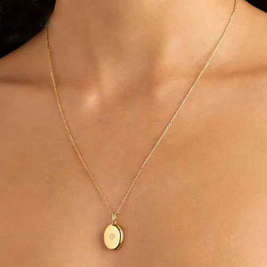 Gold Locket on gold chain "Helena"