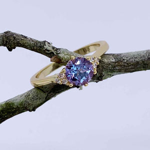 18K Gold Alexandrite Ring "Nadia"