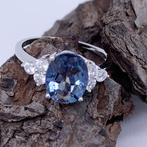 Silver Ring "Countess" (Iolite Mystic Blue)