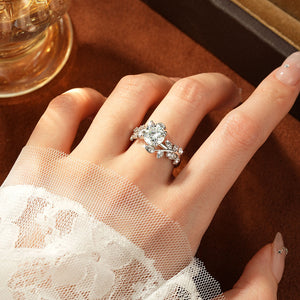 Gold Moissanite Leaf Ring "Isabella"