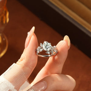 Gold Moissanite Leaf Ring "Isabella"
