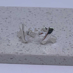 silver stud cross earrings