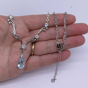 sky blue topaz silver necklace frenelle