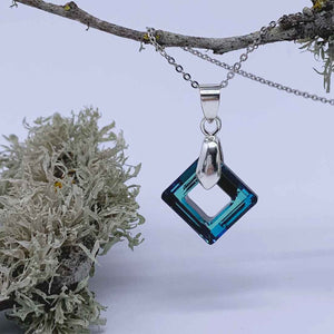 green crystal necklace