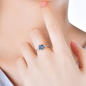 Rose-Gold Crystal Alexandrite Ring "Amal"