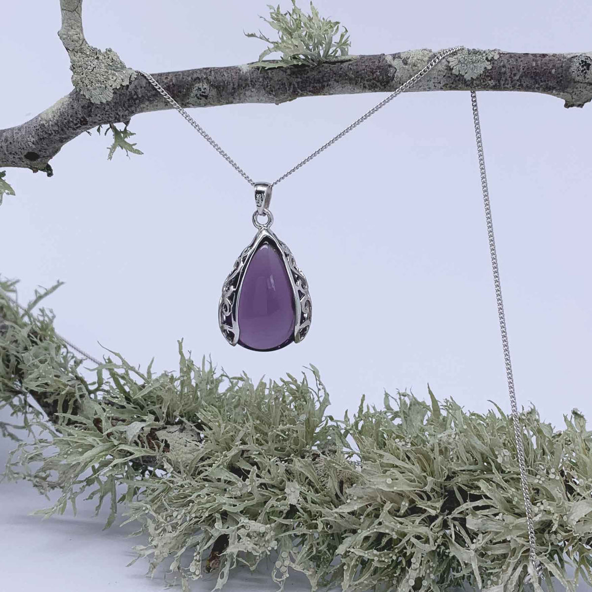 925 Sterling Silver Purple Pendant Necklace "Nelish"