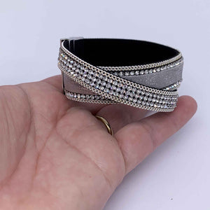 grey crystal leather bracelet frenelle