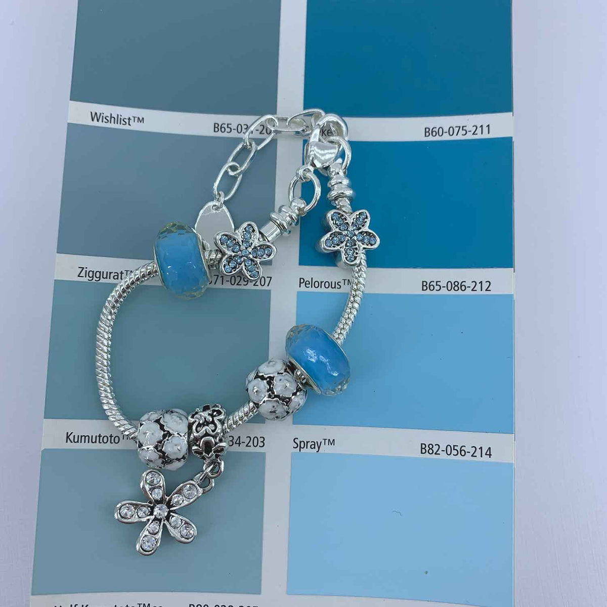 Silver Charm Bracelet with 7 FREE charms "Mere" (Blue)