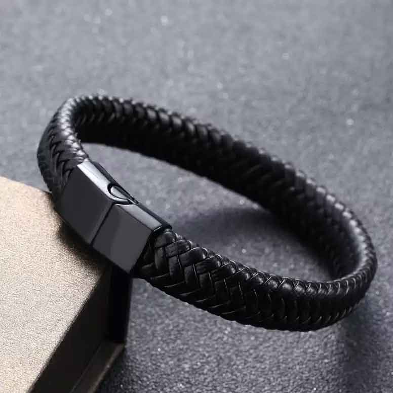 Black Leather Woven Bracelet "Trent"