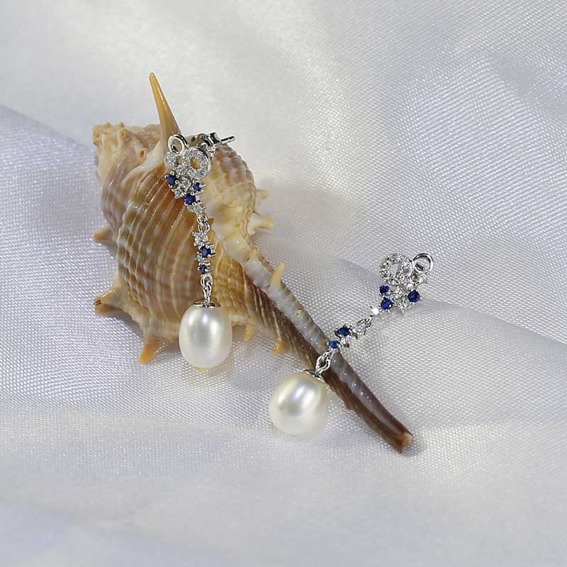 Silver Pearl Drop Earrings "Angelique"