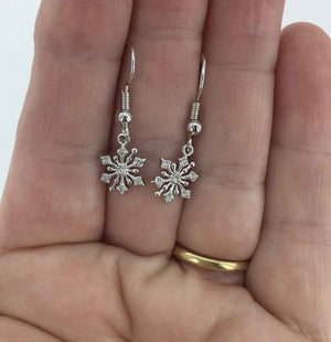18K White-Gold Crystal Star Earrings "Astra"