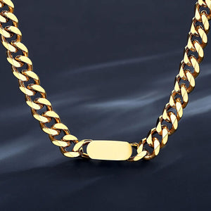 gold curb chain necklace pendant