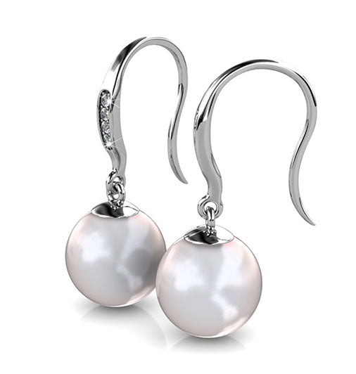 18K White Gold Pearl Dangle Earrings "Delwyn"