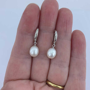 925 Sterling Silver Freshwater Pearl Huggie Earrings  "Eleanora" (White)