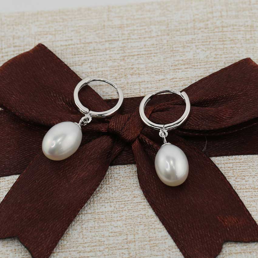 925 Sterling Silver Freshwater Pearl Huggie Earrings  "Eleanora" (White)