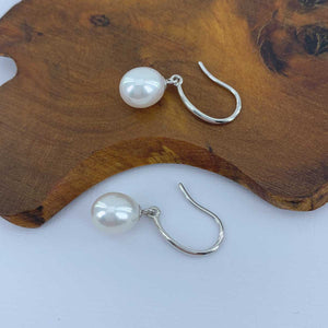 925 Sterling Silver Pearl Earrings "Elise" (White)