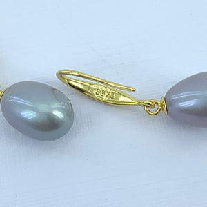 18K Gold Drop Freshwater Pearl Earrings "Elise" (Grey)