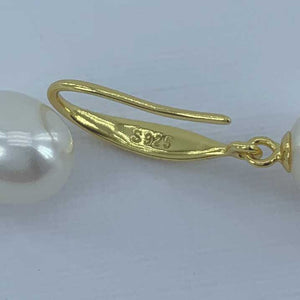 18K Gold Drop Pearl Earrings "Elise" (White)