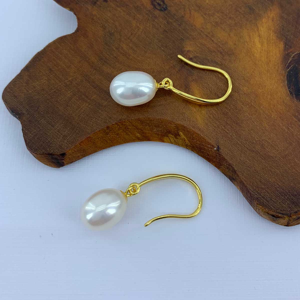 18K Gold Drop Pearl Earrings "Elise" (White)