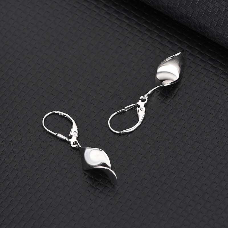 925 Sterling Silver Modern Twist Earrings "Jennifer"