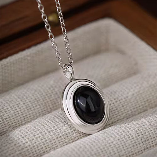 Silver Black Onyx Pendant Necklace 