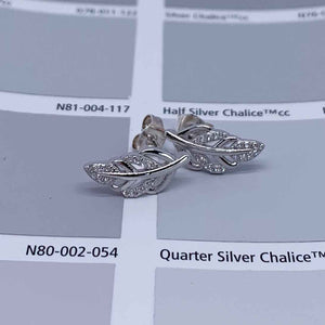 925 Sterling Silver Stud Feather Shaped Earrings "Linka"