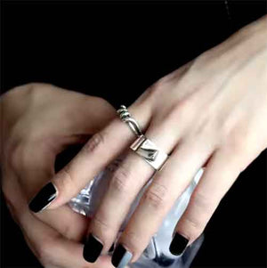 Silver ring trendy