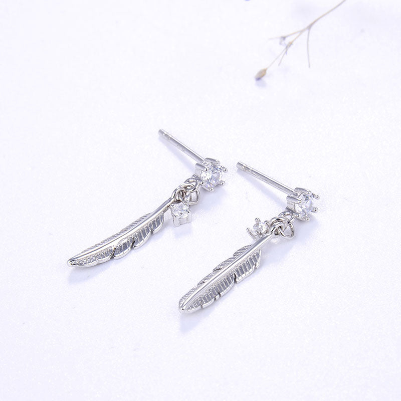 925 Sterling Silver Feather Drop Earrings "Raven" (Crystal)