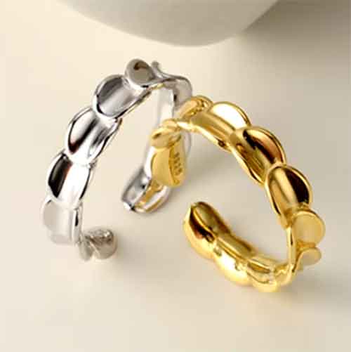18K Gold Adjustable Layered Leaf Ring "Riley"
