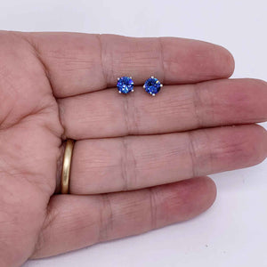 silver blue stud earrings sparkle