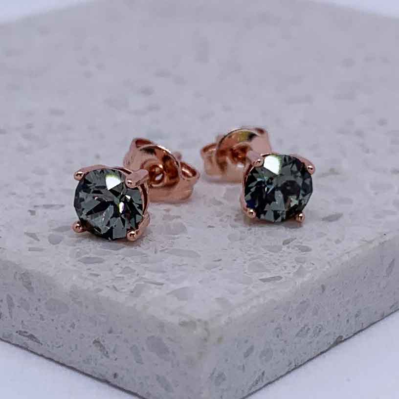 rose gold stud earrings