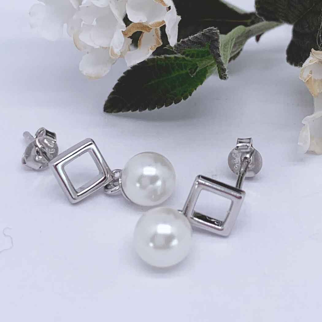 silver pearl earrings