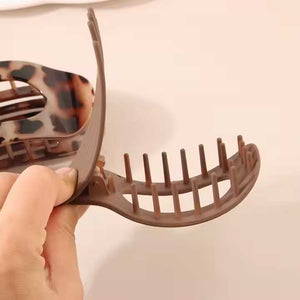 flat hair clip tortoise open
