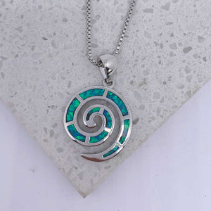 925 Sterling Silver Koru Necklace "Amiria" (Green)