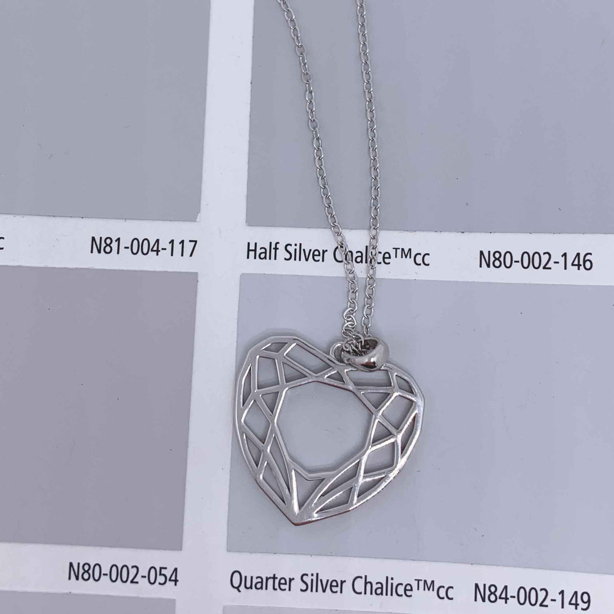 silver heart necklace resene