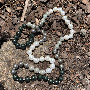 Freshwater Pearl Necklace "Calypso"