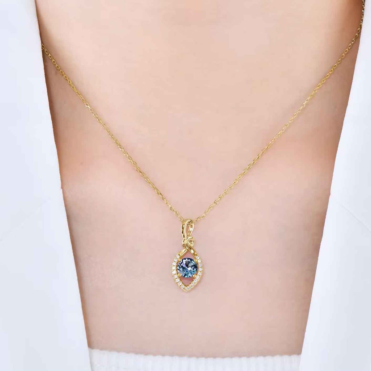 Rose-Gold Alexandrite Necklace "Coriza"
