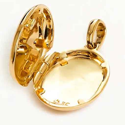 Gold Locket on gold chain "Helena"