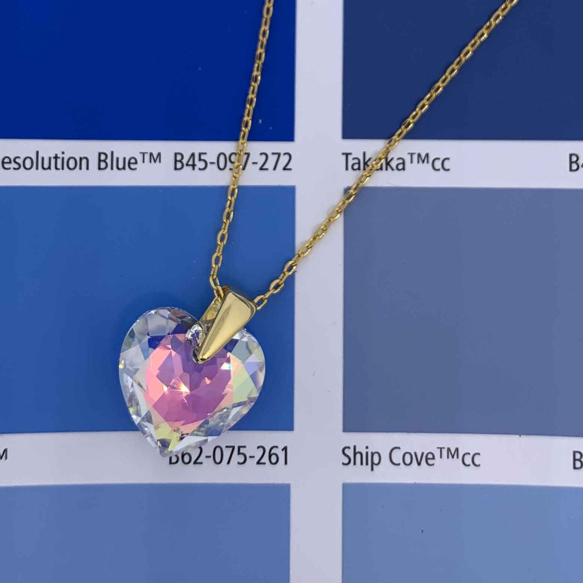 18K Gold Crystal Heart Necklace "Meredith"