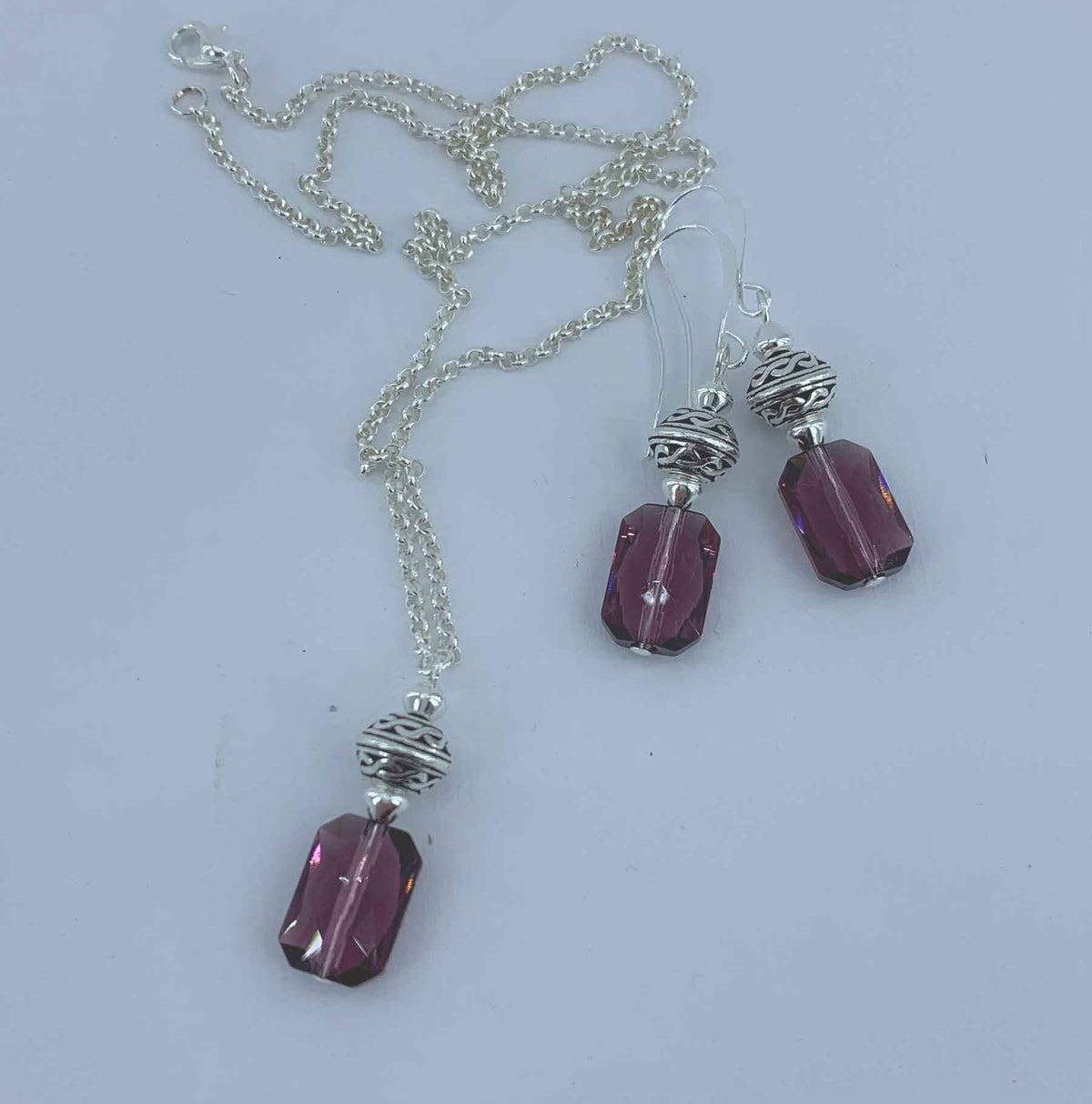Silver Crystal Necklace "Pompadour" (Amethyst)