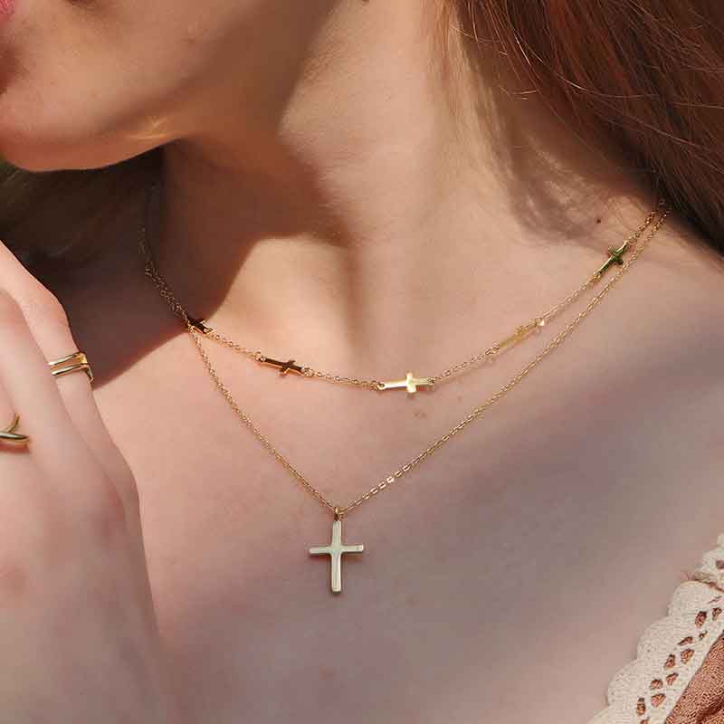 18K Gold Cross Minimalist Gold Jewellery Set "Yolanda"