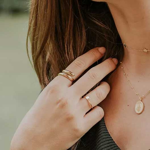 18K Gold Modern Adjustable Ring "Carien"
