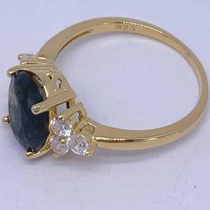 18K Gold Ring "Countess" (Moss Agate)