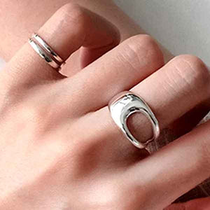 silver ring modern